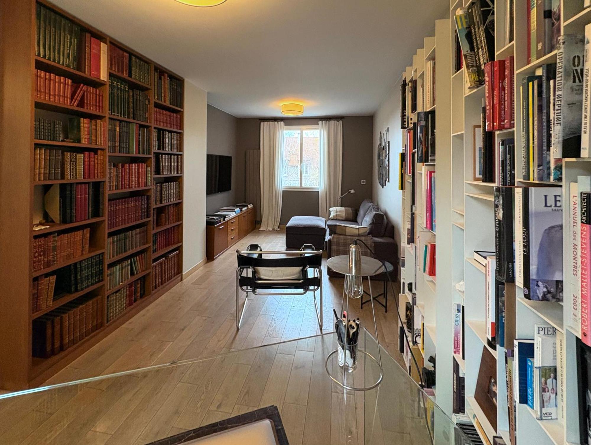 Villa A Louveciennes Luaran gambar